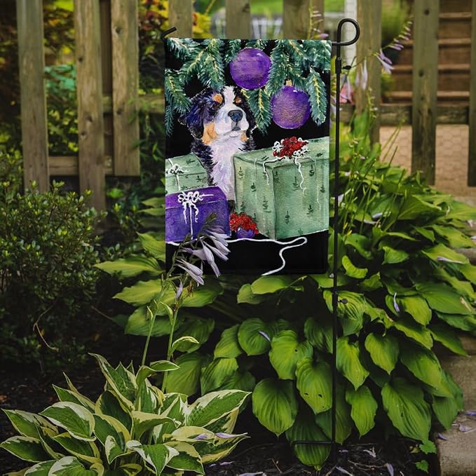 Caroline's Treasures SS8582GF Bernese Mountain Dog Garden Flag Mailbox Flag Decorative Yard Flag Banner Outside Patio Artwork Yard Flower Beds, Garden Size, Multicolor