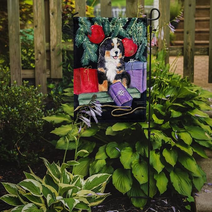 Caroline's Treasures SS8583GF Bernese Mountain Dog Garden Flag Mailbox Flag Decorative Yard Flag Banner Outside Patio Artwork Yard Flower Beds, Garden Size, Multicolor