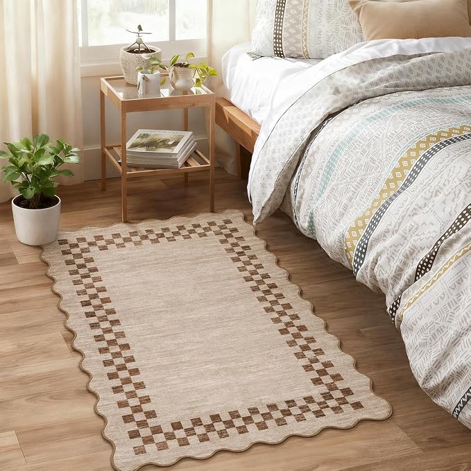 GarveeHome Small Scalloped Rug 2x3 Washable Modern Checkered Entry Rugs | Solid Color Kitchen Rugs, Bedroom Doormat, Non Slip Stain Resistant Bordered Throw Carpet for Living Room Nursery, Beige