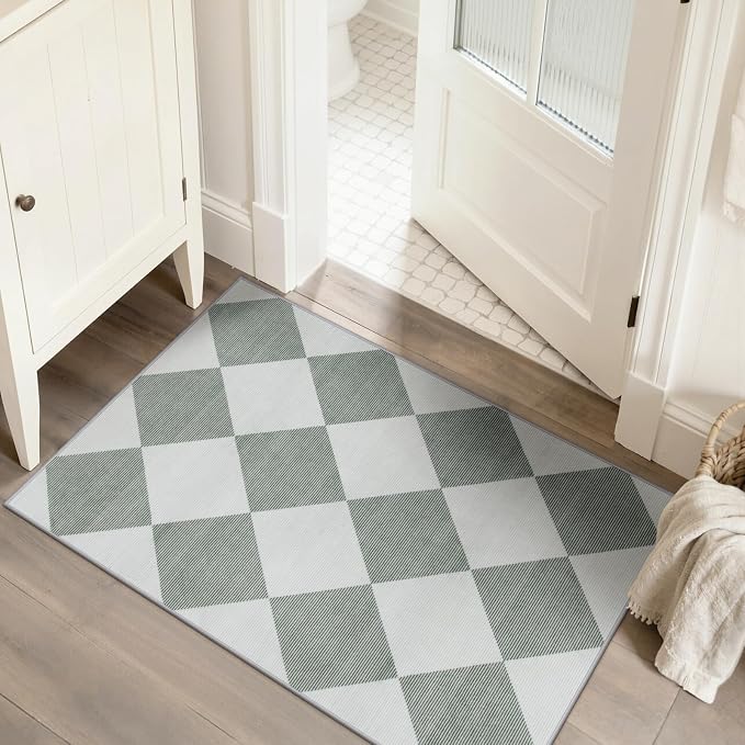Beeiva Checkered Print Indoor Door Mats for Entryway, 2x3 Washable Bathroom Rug Non Slip Soft Small Rug for Bedroom Ultra Thin, Moroccan Trellis Carpet for Laundry Kicthen Decor (Green/White)