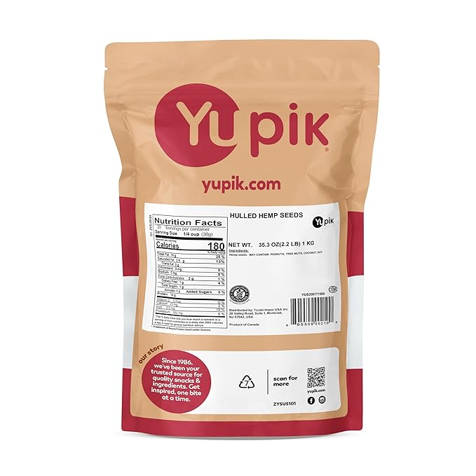 Yupik Canadian Hulled Hemp Seeds, 2.2 lb (35.2 oz), Gluten-Free, Kosher, Vegan, Raw Seeds, Shelled Hemp Hearts, Salt-Free, Source of Omega-3 & Omega-6, Plant-Based Protein, Ideal for Topping & Baking