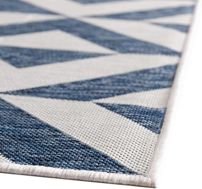 Unique Loom Jill Zarin Outdoor Collection Area Rug - Napa (4' 1' x 6' 1' Rectangle, Blue/ Ivory)