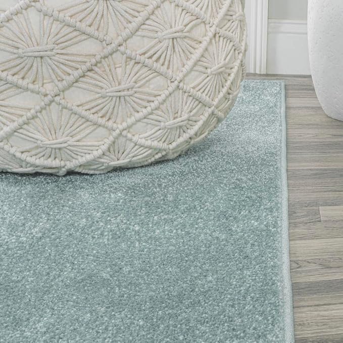 JONATHAN Y Haze Solid Low-Pile Aqua Blue 5' Round Indoor Area Rug, Coastal,Bohemian,Minimalist,Classic, Easy-Cleaning for Living Room,Bedroom,Kitchen,Pet Friendly,Non-Shedding (SEU100S-5R)