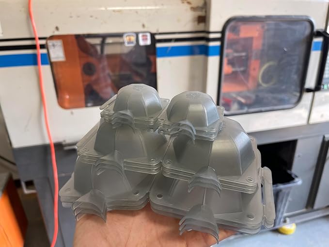 Air Layering Pod for Plant Propagation – 9-Pack with 3 Sizes (Small, Medium, Large), Semi-Translucent Reusable Rooting Balls with Watering Cup, Securing Spike, and Locking Tab, Made in the USA