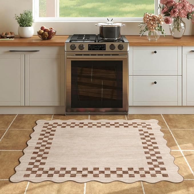 GarveeHome Small Scalloped Rug 2x3 Washable Modern Checkered Entry Rugs | Solid Color Kitchen Rugs, Bedroom Doormat, Non Slip Stain Resistant Bordered Throw Carpet for Living Room Nursery, Beige