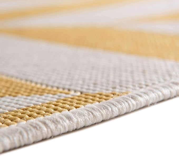 Unique Loom Outdoor Collection Area Rug - Napa (6' 7' Round, Yellow/ Ivory)
