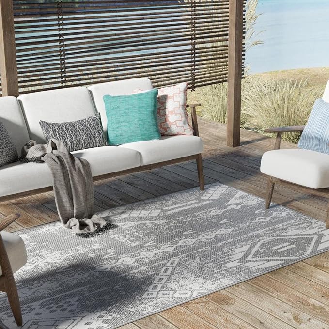 Unique Loom Outdoor Bohemian Collection Area Rug - Anthro (5' 3" x 8' Rectangle, Charcoal Gray/ Ivory)