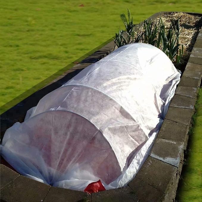 Agfabric Plant Covers Freeze Protection 7'x50' 0.9oz Row Covers Outdoor Plant Covers for Winter Freeze Cloths for Plants Winter Frost Pests Protection,White
