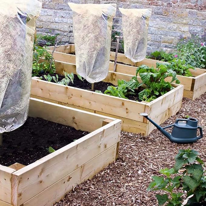 Agfabric Plant Covers Freeze Protection 40"x60" 0.9oz Plant Frost Protection Covers Plant Protection Winter Cover Drawstring Bags,White,4 Pack