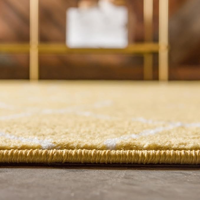 Unique Loom Trellis Frieze Collection Area Rug - Geometric (3' Round, Yellow/ Ivory)
