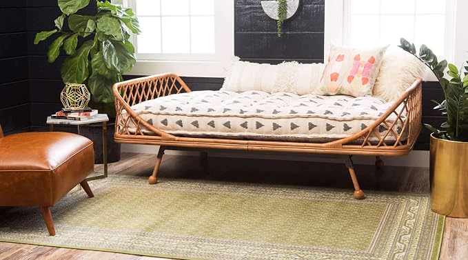 Unique Loom Williamsburg Collection Traditional Border with Dotted Center Area Rug, Rectangular 10' 0" x 13' 1", Green/Beige