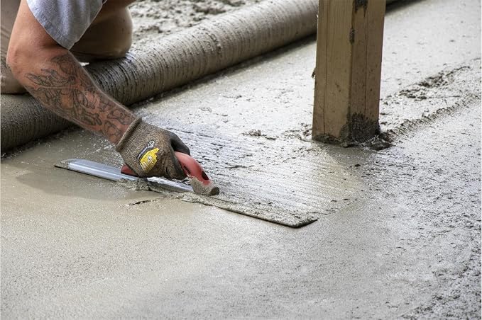 MARSHALLTOWN 24 Inch Beveled End Magnesium Hand Float, DuraSoft Handle, Cast Magnesium Blade, Assembled in USA, Concrete Float, Mag Float, Magnesium Float, 153D