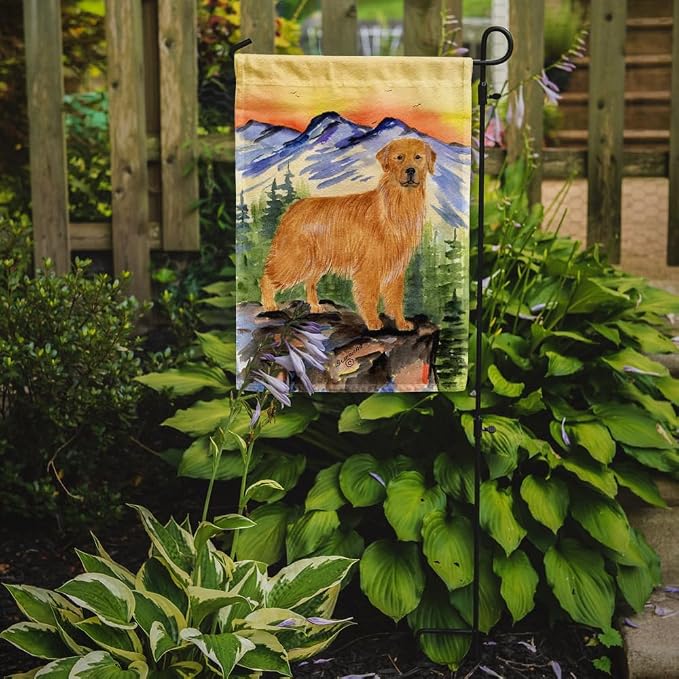 Caroline's Treasures SS8163GF Golden Retriever Garden Flag Mailbox Flag Decorative Yard Flag Banner Outside Patio Artwork Yard Flower Beds, Garden Size, Multicolor