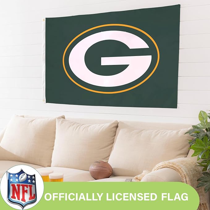 Team Sports America NFL Green Bay Packers 3 x 5 Outdoor Durable Flag with Grommets | Heavy Duty Flag & Banner for Outdoor Garden Patio | Indoor Wall Decor | Works with Flag Poles for House