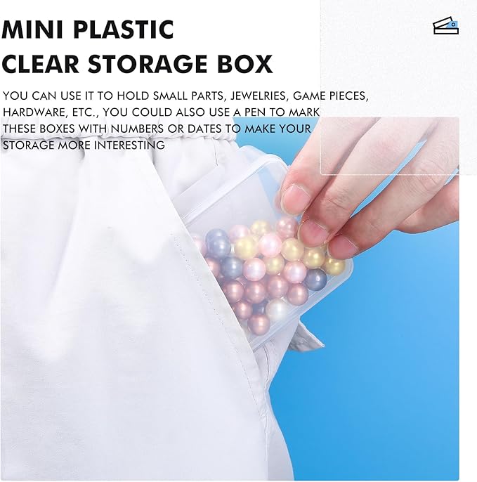 SATINIOR 200 Pcs Clear Plastic Beads Storage Containers Box Small Clear Boxes with Hinged Lid Plastic Case Mini Square Arts Crafts Storage Organizers for Small Items (2.48 × 2.48 × 1.57 Inch)