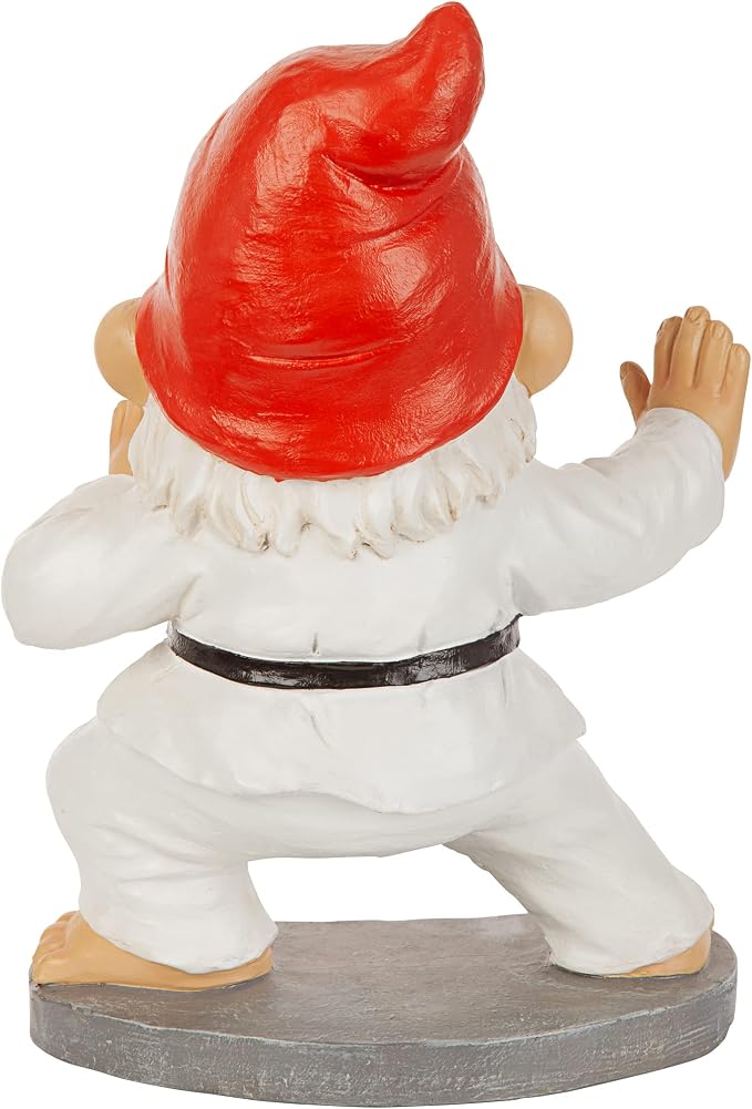Design Toscano Karate Kobi Martial Arts Garden Gnome Statue