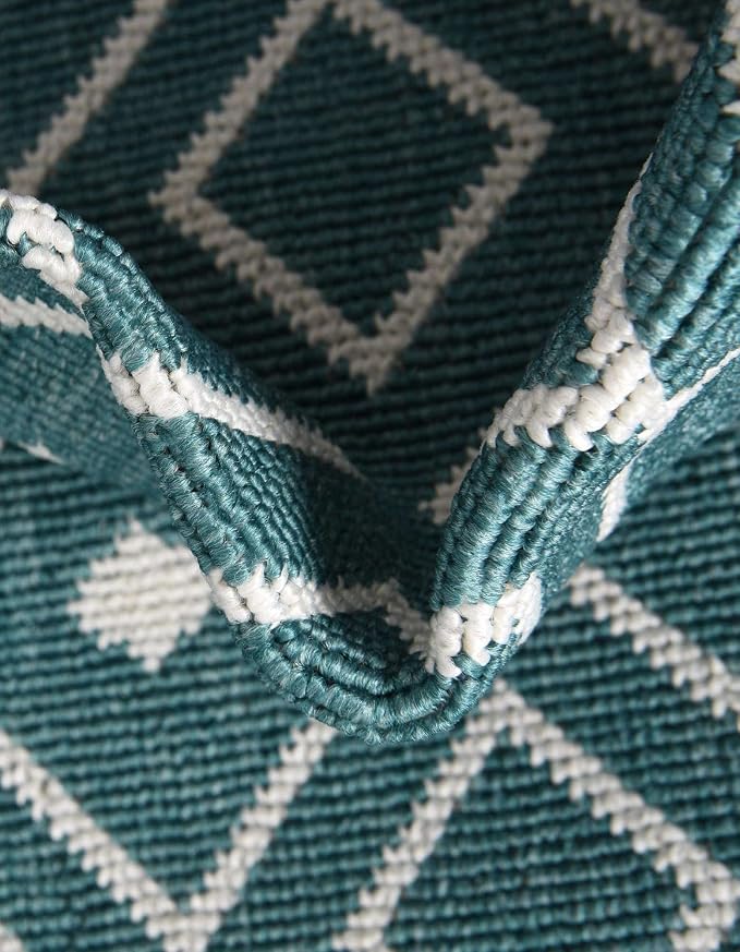Unique Loom Outdoor Trellis Collection Area Rug - Kafes (5' 3" x 8' Oval, Teal/ Ivory)