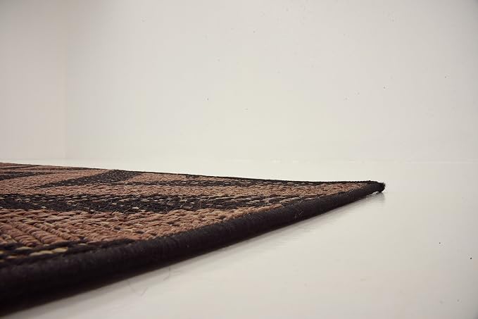Unique Loom Outdoor Modern Collection Area Rug - Chevron (5' 4" Square, Brown/ Black)