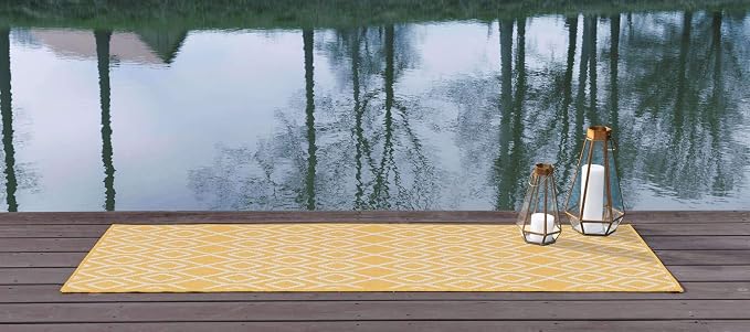 Jill Zarin Outdoor Collection Area Rug - Turks and Caicos (2' x 6' Runner Yellow Ivory/Ivory)