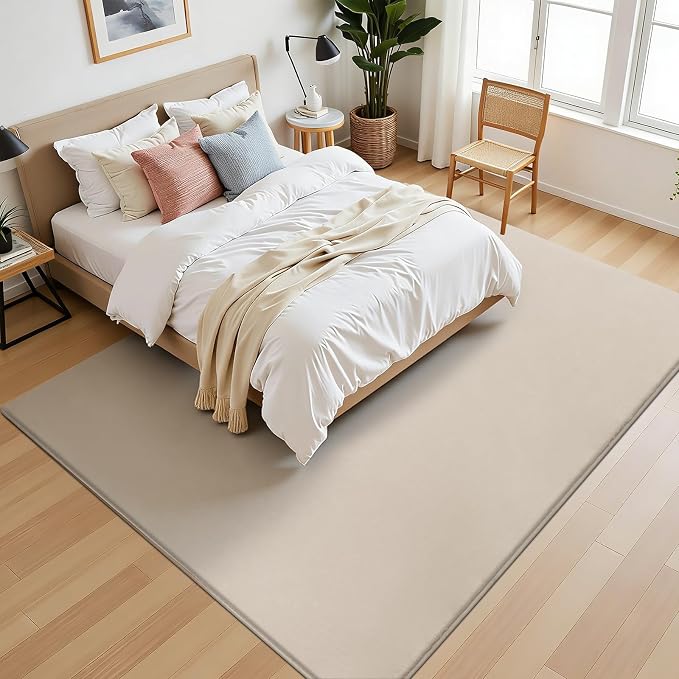 SHACOS Ultra Soft Faux Rabbit Fur Area Rug 5'x7', Non Slip Washable Padded Living Room Rugs, Fluffy Cozy Indoor Modern Carpet for Bedroom Dining Room Kids Room Dorm Home Decor, Beige