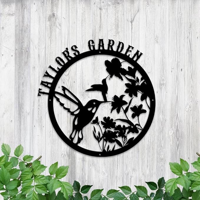 MeMate Hummingbird Garden Sign, Personalized Metal Signs, Garden Sign to Personalize, Large Sign for Vegetable Garden She Shed, Customized Name Wall Art for Outdoor Decor, Plaque for Mom Grandma