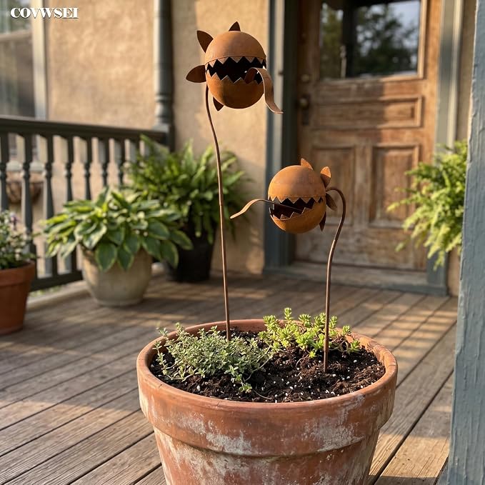 Garden Decor for Outside - Metal Venus Flytrap Garden Stakes Decorative, 31 Inch Metal Carnivorous Plants for Outdoors, Yard Art Garden Decorations for Outdoor Lawn Porch Pathway
