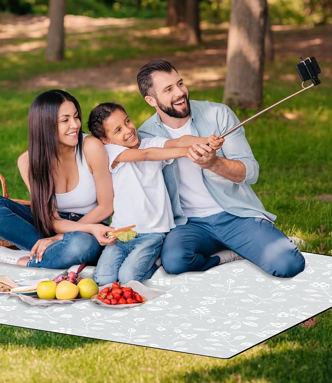 DEWUR Picnic Blankets 79"x79" Extra Large Outdoor Blanket Beach Blanket Waterproof SandProof Picnic Mat Washable Foldable Portable for Grass Lawn Beach Camping (Gray Leaves)