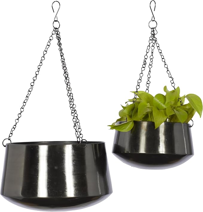 Deco 79 Metal Indoor Outdoor Wall Planter Indoor Outdoor Hanging Dome Hanging Planter with Chain, Set of 2 Plant Hanger 5", 7"H, Black