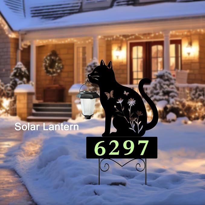 Cat Decorative Garden Stakes Yard Sign -Number with Glow in the Dark be Suited to Garden, Lawn, Outdoor Decor Cats Holding Solar Lantern Decor Stakes