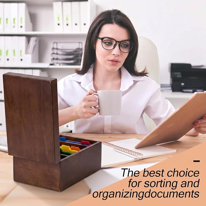 Henoyso 4 x 6 Inch Index Card Holder Set, Bamboo Index Cards Organizer, 50 Pcs Dividers 2 Sheets Alphabet Number Stickers File Note Holders for Office Business Classroom, Brown