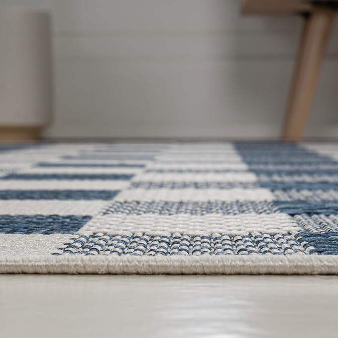 JONATHAN Y Geometric Bold Gingham Indoor Outdoor Area Rug 5X8 Navy/Cream, Darcy Traditional for Backyard, Patio, Porch, Easy-Cleaning, High Traffic, Pet-Friendly, Non-Shedding (TSN201C-5)