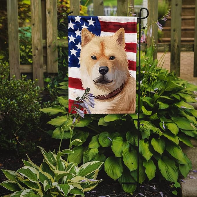 Caroline's Treasures CK6560GF Hokkaido Dog American Flag Garden Flag Mailbox Flag Decorative Yard Flag Banner Outside Patio Artwork Yard Flower Beds, Garden Size, Multicolor