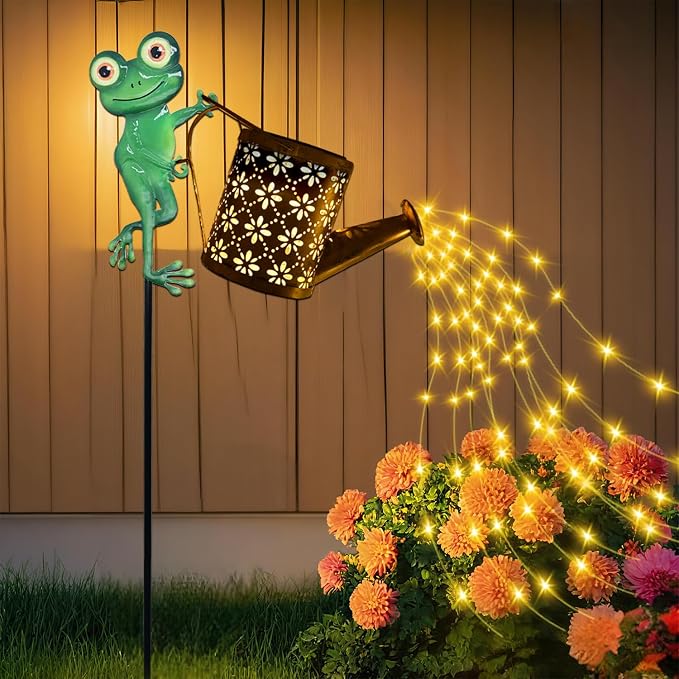 Solar Watering Can with Cascading Lights Outdoor Garden Decor, Frog Shaped Hook Gardening Gifts for Mom Women Grandma Birthday, Solar Lights for Garden Decorations Patio Yard Lawn Backyard
