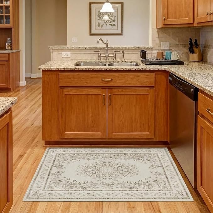 GarveeHome 2x3 Small Rug for Kitchen Vintage Floral Bordered Throw Rug | Leaf Flower Doormat Distressed Botanical Accent Mat Machine Washable Non-Slip Beige Carpet for Hallway Porch Bathroom