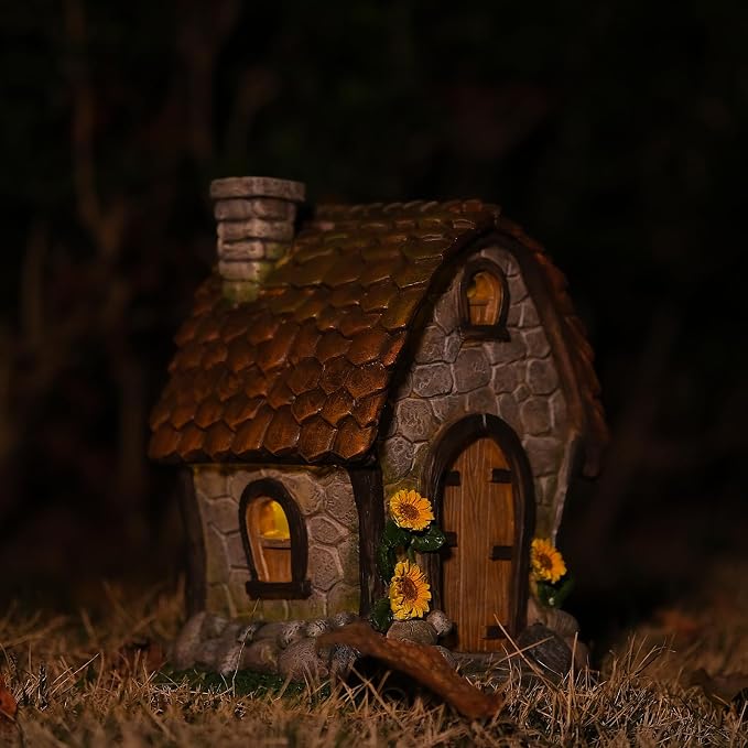 Solar Garden House Statues Outdoor with Light Yard Resin Decoration Gift Handmade Housewarming Gift for Patio Yard Lawn Waterproof Cracking