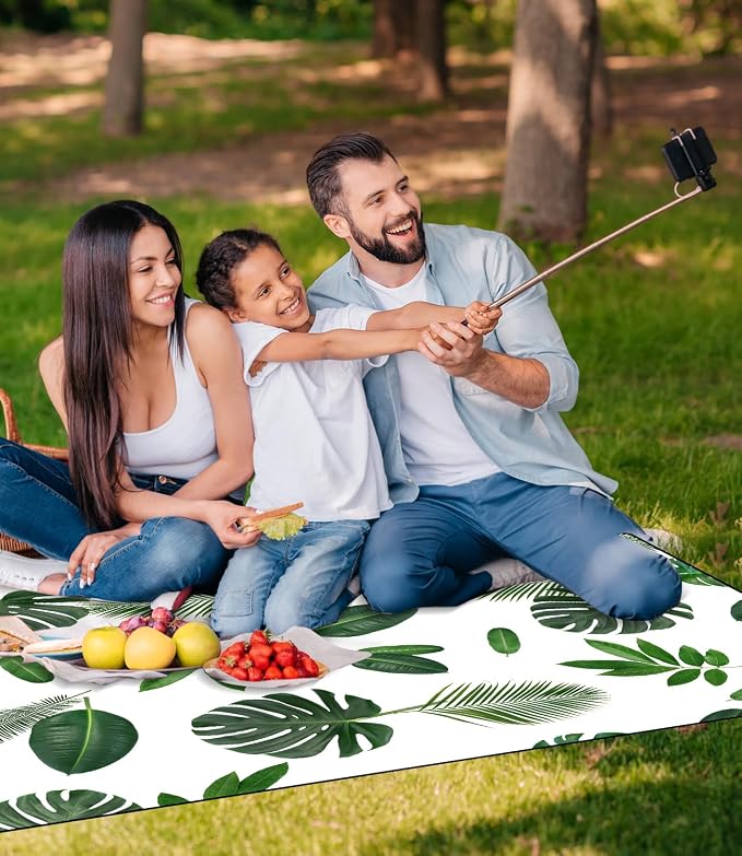DEWUR Picnic Blankets 79"x79" Extra Large Outdoor Blanket Beach Blanket Waterproof SandProof Picnic Mat Washable Foldable Portable for Grass Lawn Beach Camping (Green Leaves)
