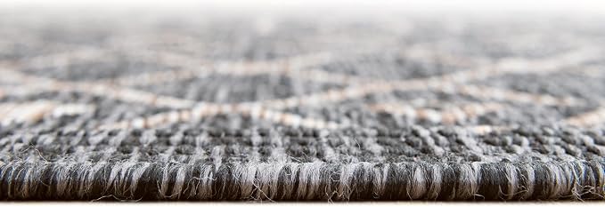 Unique Loom Outdoor Trellis Collection Area Rug - Tribal Trellis (7' 10" Square, Charcoal Gray/ Natural)