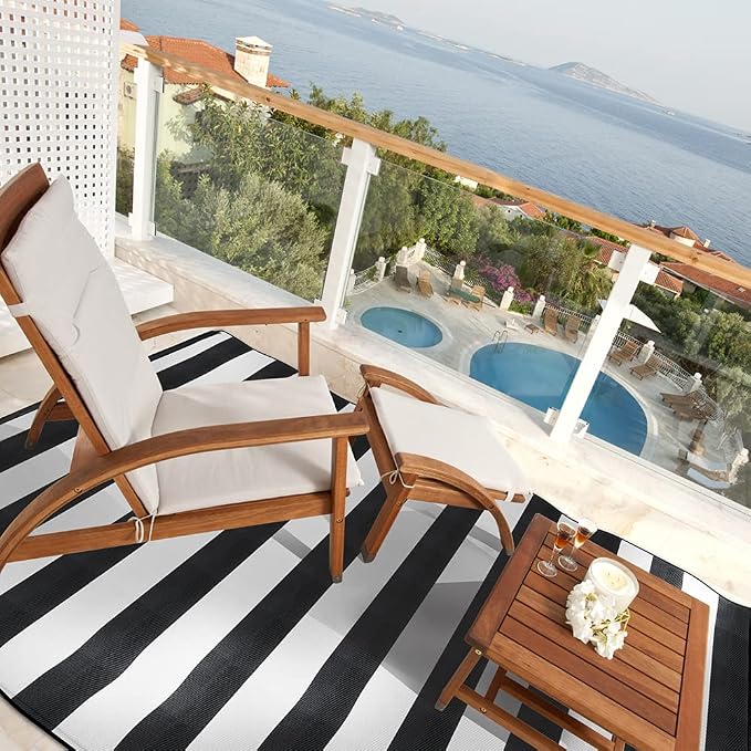 Plastic Straw Rug, 9'x12' Outdoor Waterproof Patio Rugs Foldable Reversible Camping Mat for RV, Deck, Porch, Picnic, Beach, Balcony, Black & White