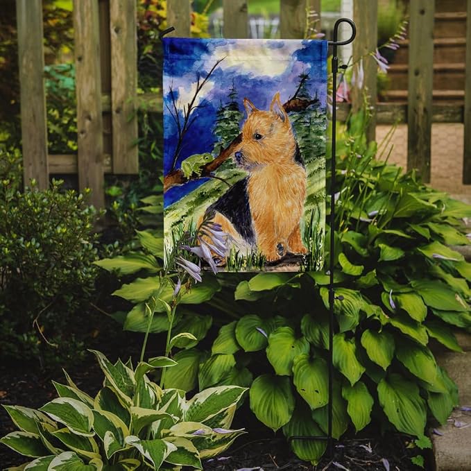 Caroline's Treasures SS8984GF Norwich Terrier Garden Flag Mailbox Flag Decorative Yard Flag Banner Outside Patio Artwork Yard Flower Beds, Garden Size, Multicolor