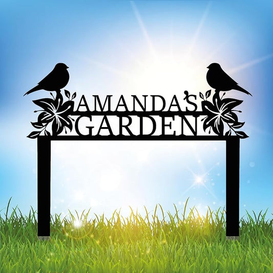 Personalized Garden Sign with Stake, Custom Metal Garden Name Sign with Flowers and Birds, Flower Yard Family Name Art for Outdoor, Farmhouse Decoration, Housewarming Gift