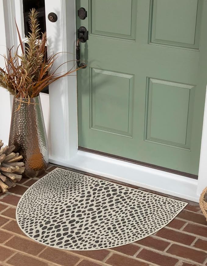 Jill Zarin Jill Zarin Outdoor Collection Area Rug - Cape Town (3' 1" x 6' 1" Hearth Black/Ivory)
