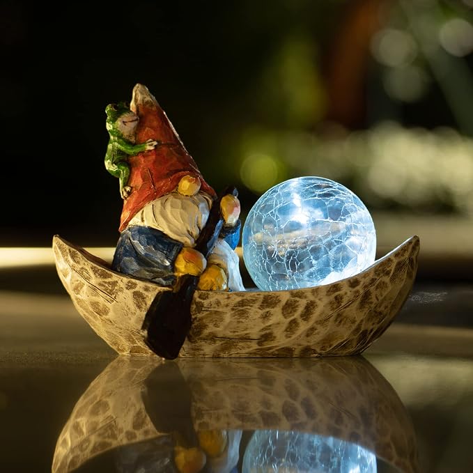 Rezpuao Garden Gnome Statue,Solar Gnomes Figurine,Outdoor Gnome Decor,Gnomes Decorations for Yard with Solar Light,Gnome Sculptures for Patio Lawn Ornaments