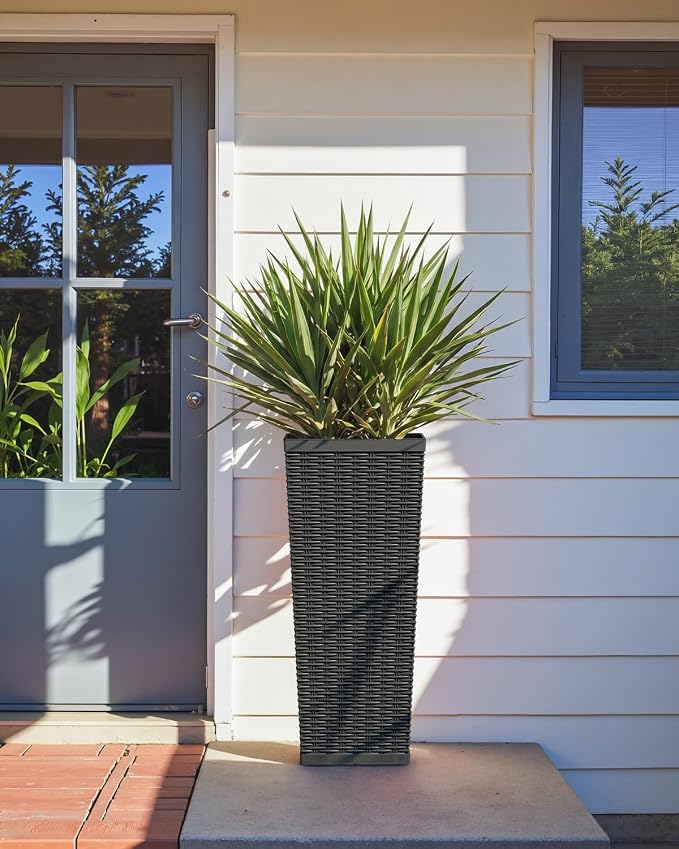Greesum 30 Inch Tall Plastic Planters (Set of 2), Extra Large Outdoor Flower Pots with Detachable Inner Pot & Drainage Holes for Large Plants, Trees, Patio, and Garden, Black