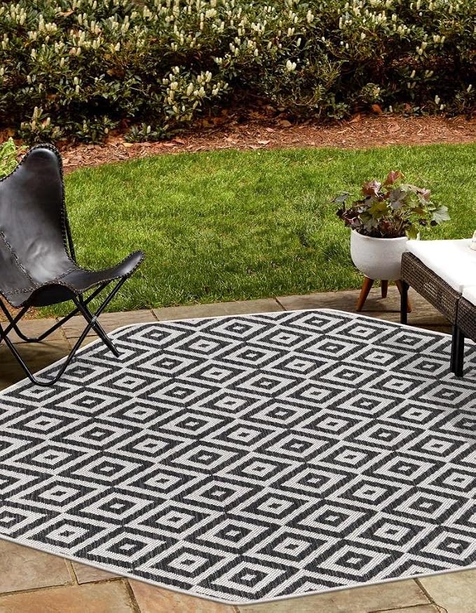 Unique Loom Outdoor Collection Area Rug - Costa Rica (7' 10" Octagon, Charcoal Gray/ Ivory)