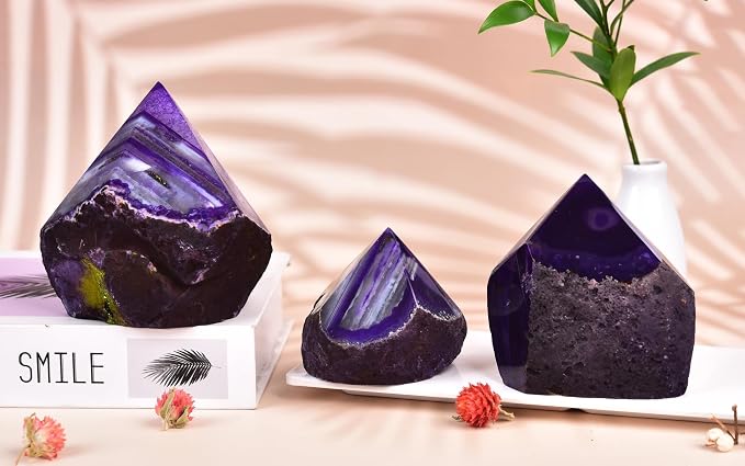 Agate Wand Rough Irregular Column Geode 1.1-1.7 Lbs Dyed Purple for Gothic Theme DIY Patio Garden Calm Corner Craft Ornament