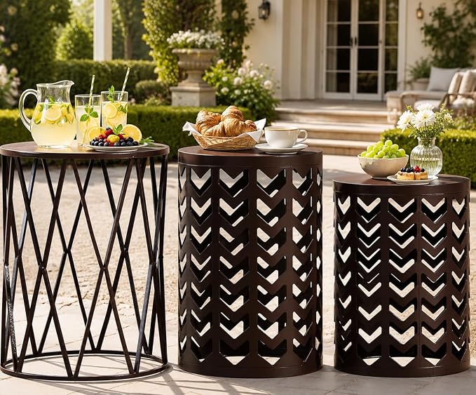 Y&M Outdoor Side Tables Set of 3, Round Heavy Duty Metal Nesting End Tables, Stacking Patio Accent Tables for Outside, Balcony, Garden, Porch, Indoor & Outdoor, Brown