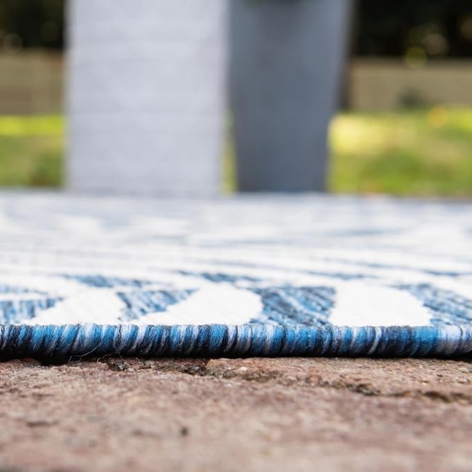 Unique Loom Outdoor Botanical Collection Area Rug - Palm (7' 1" x 10' Rectangle, Blue/ Navy Blue)