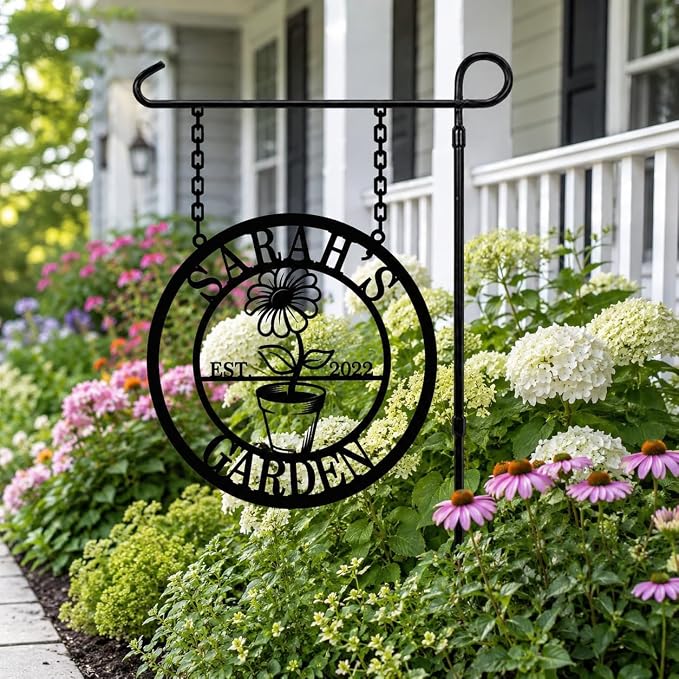 Personalized Garden Sign, Custom Hanging Metal Garden Decor for Outside, Personalized Garden Name Sign with Hook, Outdoor Yard Patio Decor, Gifts for Gardeners, Mom, Grandma, Housewarming