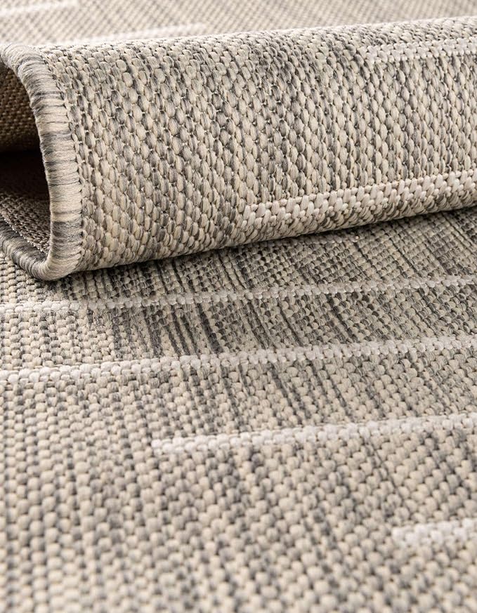 Unique Loom Outdoor Modern Collection Area Rug - Tambor (7' 1" x 10' Rectangle, Gray/ Ivory)
