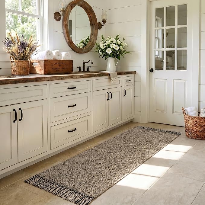 Farmhouse Hallway Runner Rug, 2x6 Hand-Woven Reversible Washable Runners for Kitchen Floor, Natural/Black Cotton Laundry Room Rugs Modern Boho Kitchen Sink Carpet for Bathroom Foyer Bedroom | Farmhouse Hand-Woven Laundry Room Rugs, Natural/Black Modern...
